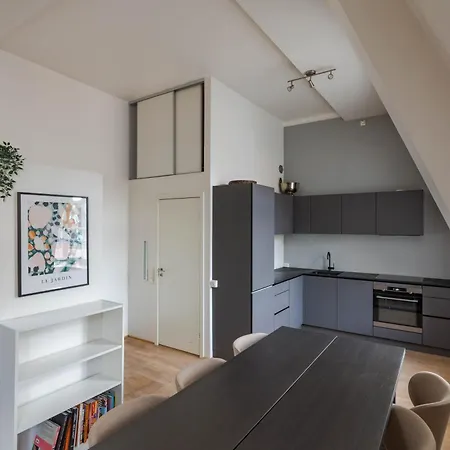 Dinbnb L Tollbugata Retreat L Rooftop L Smart-tv L 6 Guests *