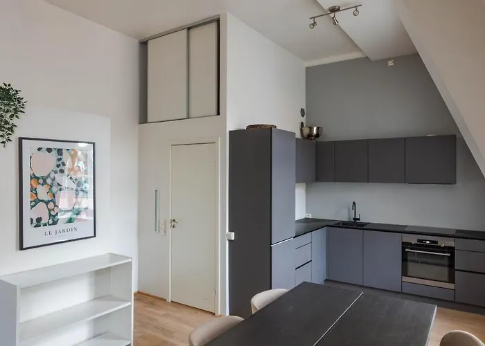 Dinbnb L Tollbugata Retreat L Rooftop L Smart-tv L 6 Guests *