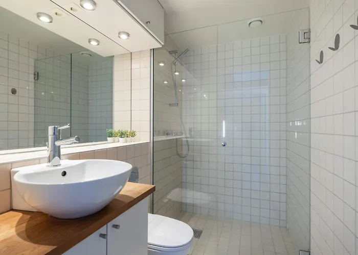 Dinbnb L Tollbugata Retreat L Rooftop L Smart-tv L 6 Guests Apartamento Oslo