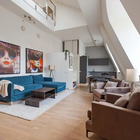 Dinbnb L Tollbugata Retreat L Rooftop L Smart-tv L 6 Guests אוסלו